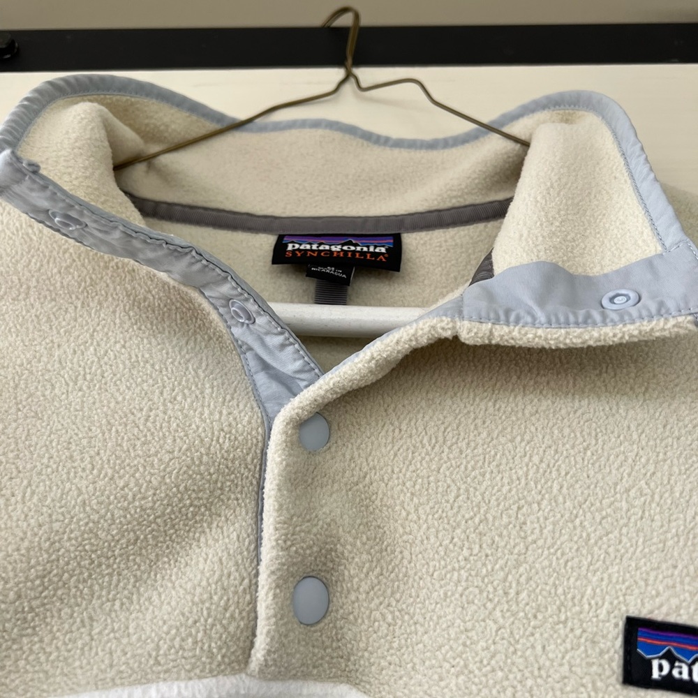 Patagonia Pullover - Picture 2 of 7